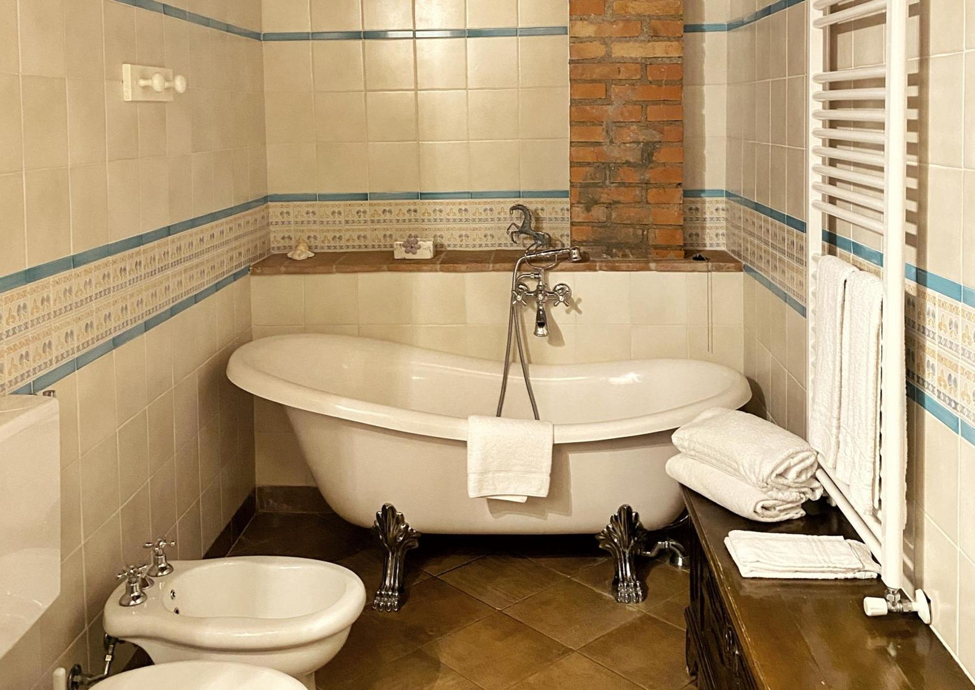 Agriturismo Borgo 7 Tigli - Apt 1 Montepulciano Stazione Екстериор снимка